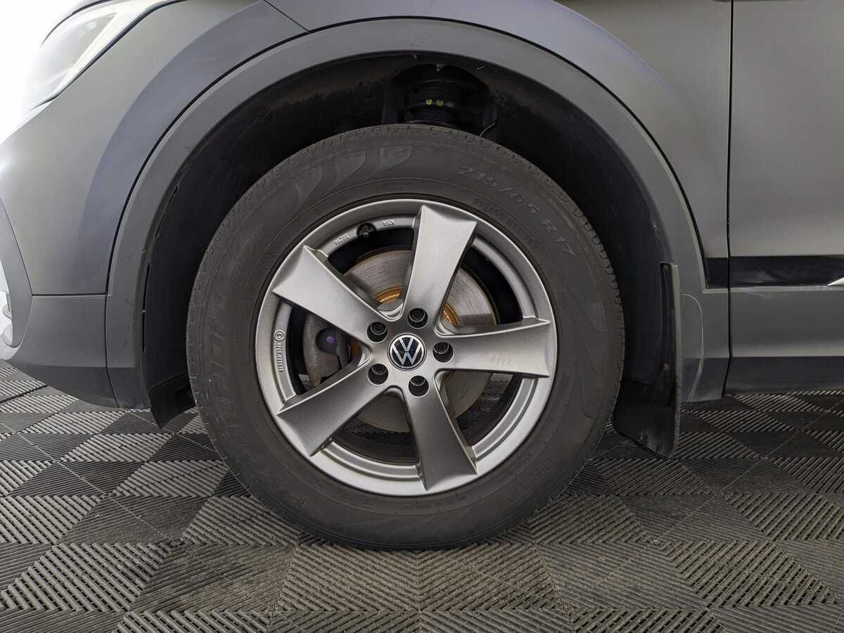 Купить Volkswagen Tiguan с пробегом. Фото: #17