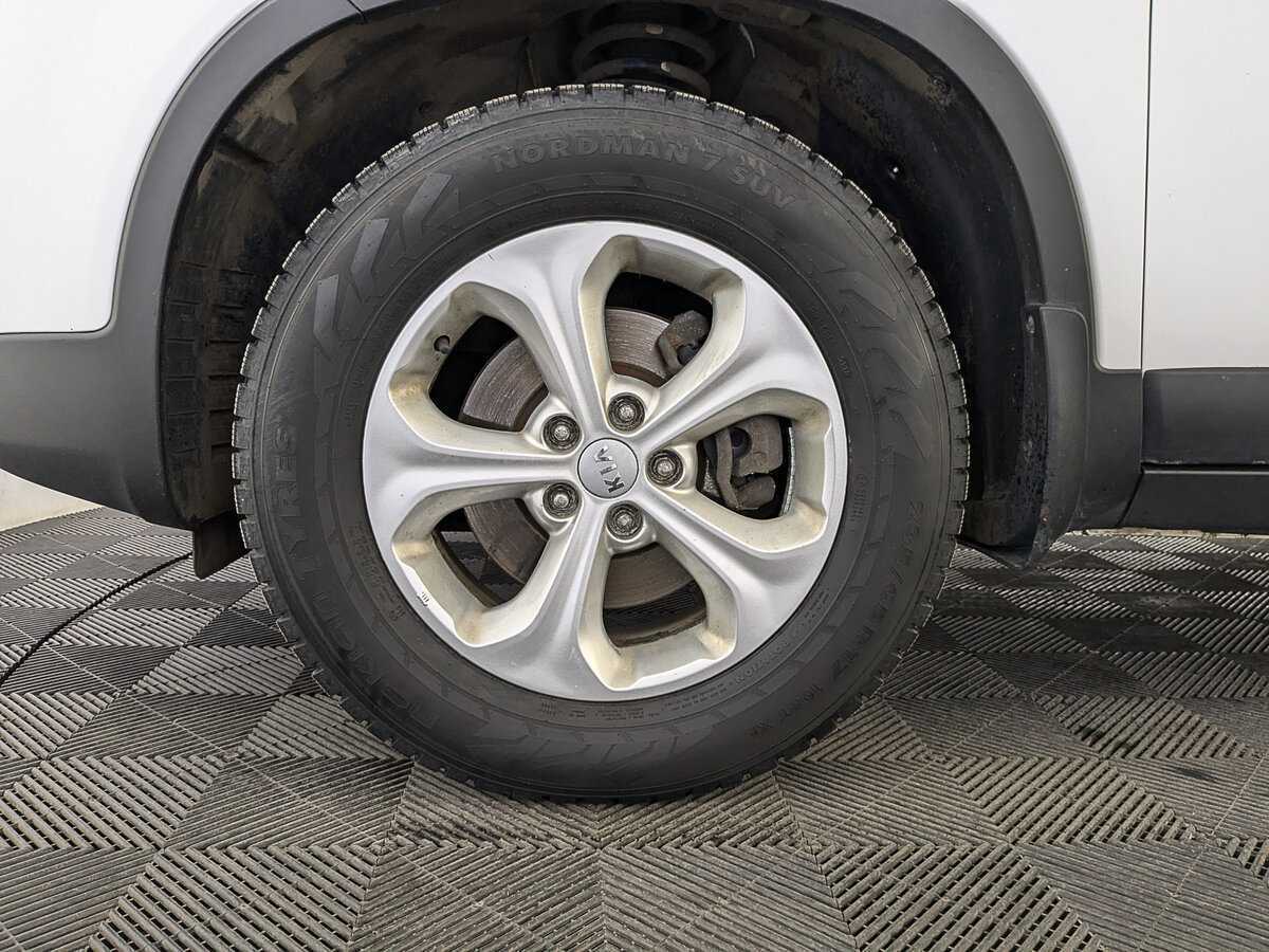 Купить Kia Sorento с пробегом. Фото: #11
