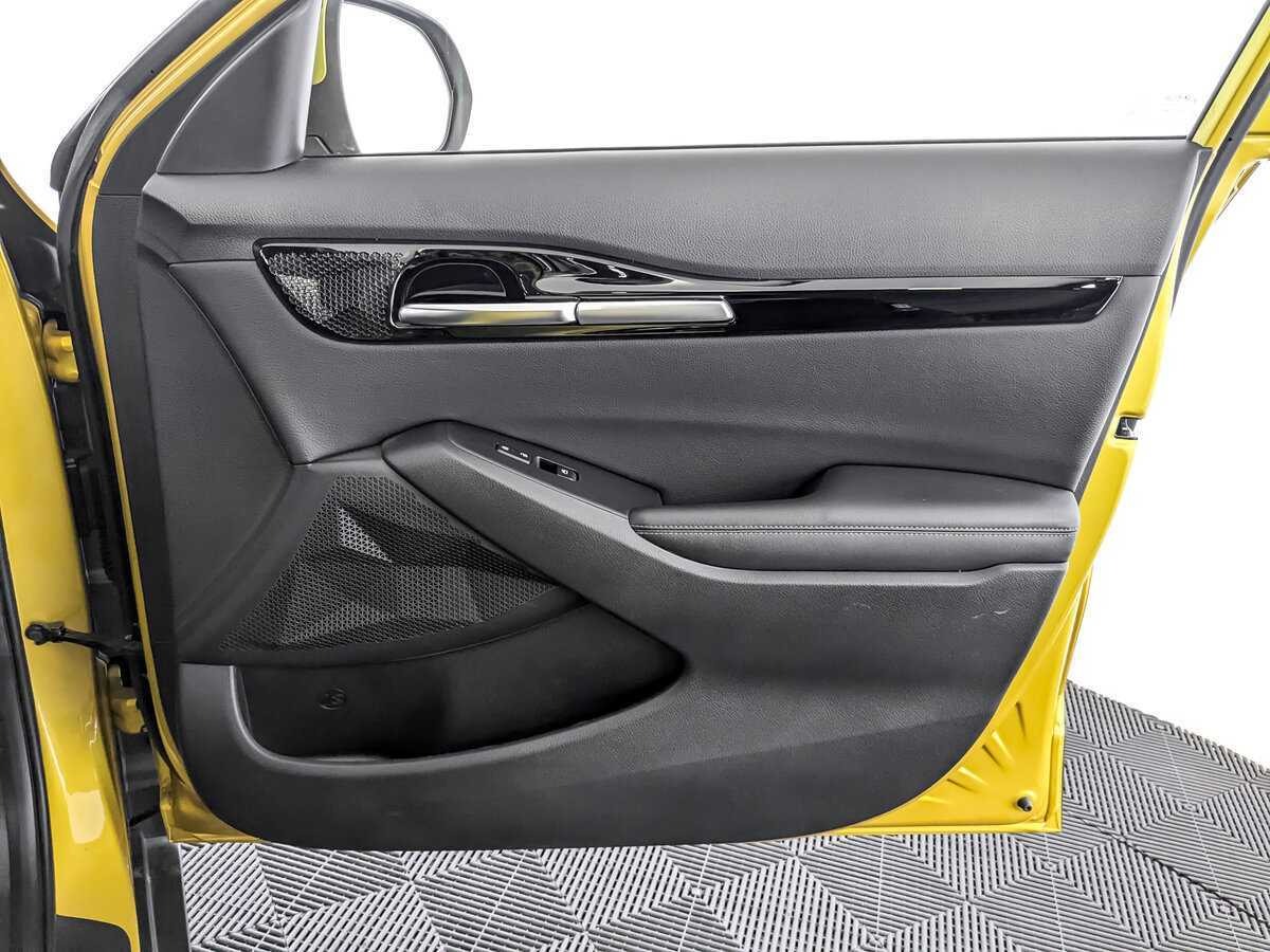 Купить Kia Seltos с пробегом. Фото: #23