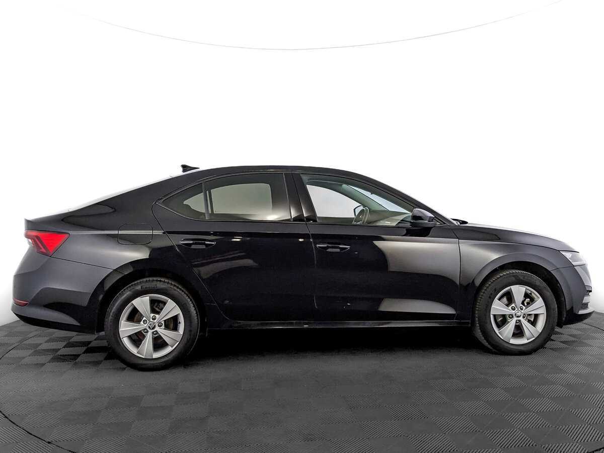 Купить Skoda Octavia с пробегом. Фото: #3