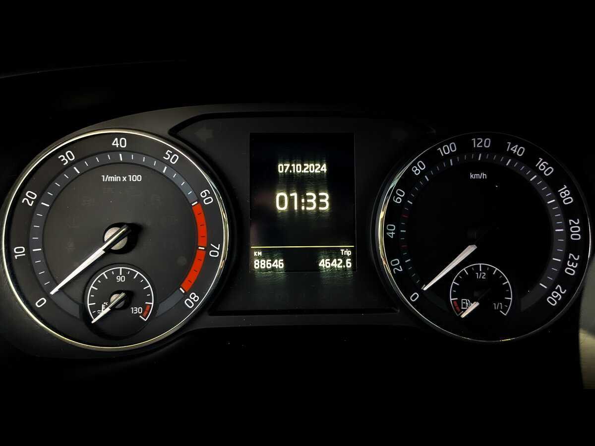 Купить Skoda Octavia с пробегом. Фото: #12