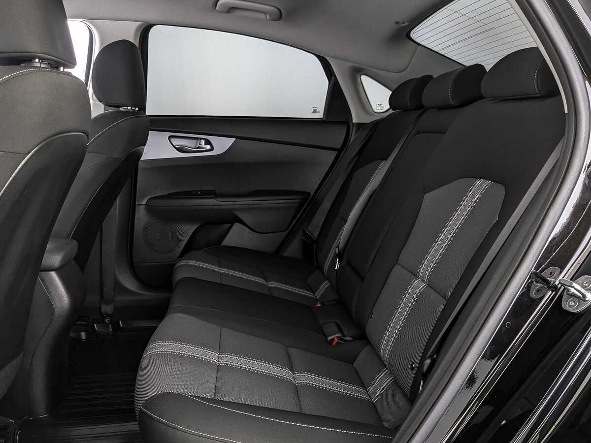 Купить Kia Cerato с пробегом. Фото: #17
