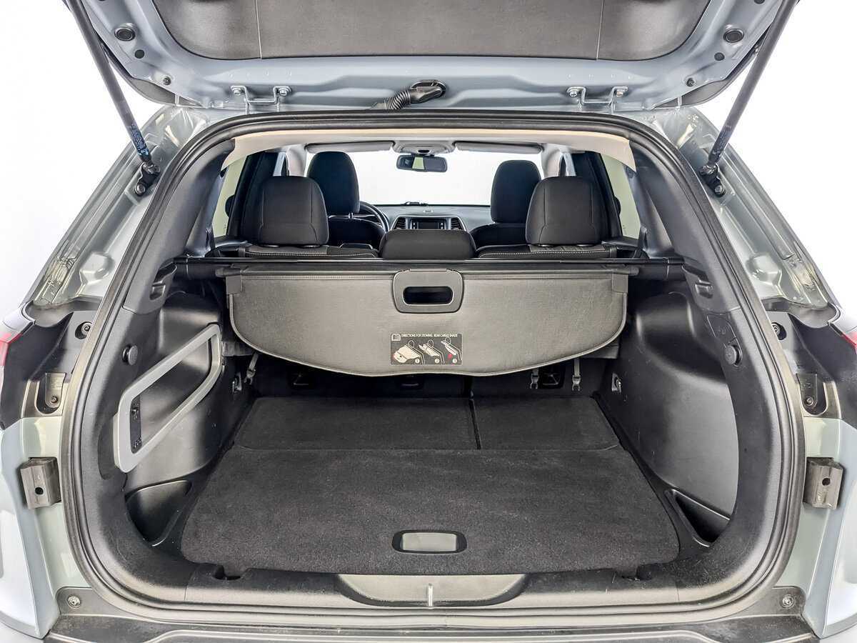 Купить Jeep Cherokee с пробегом. Фото: #9