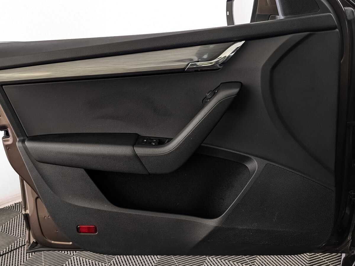 Купить Skoda Octavia с пробегом. Фото: #16