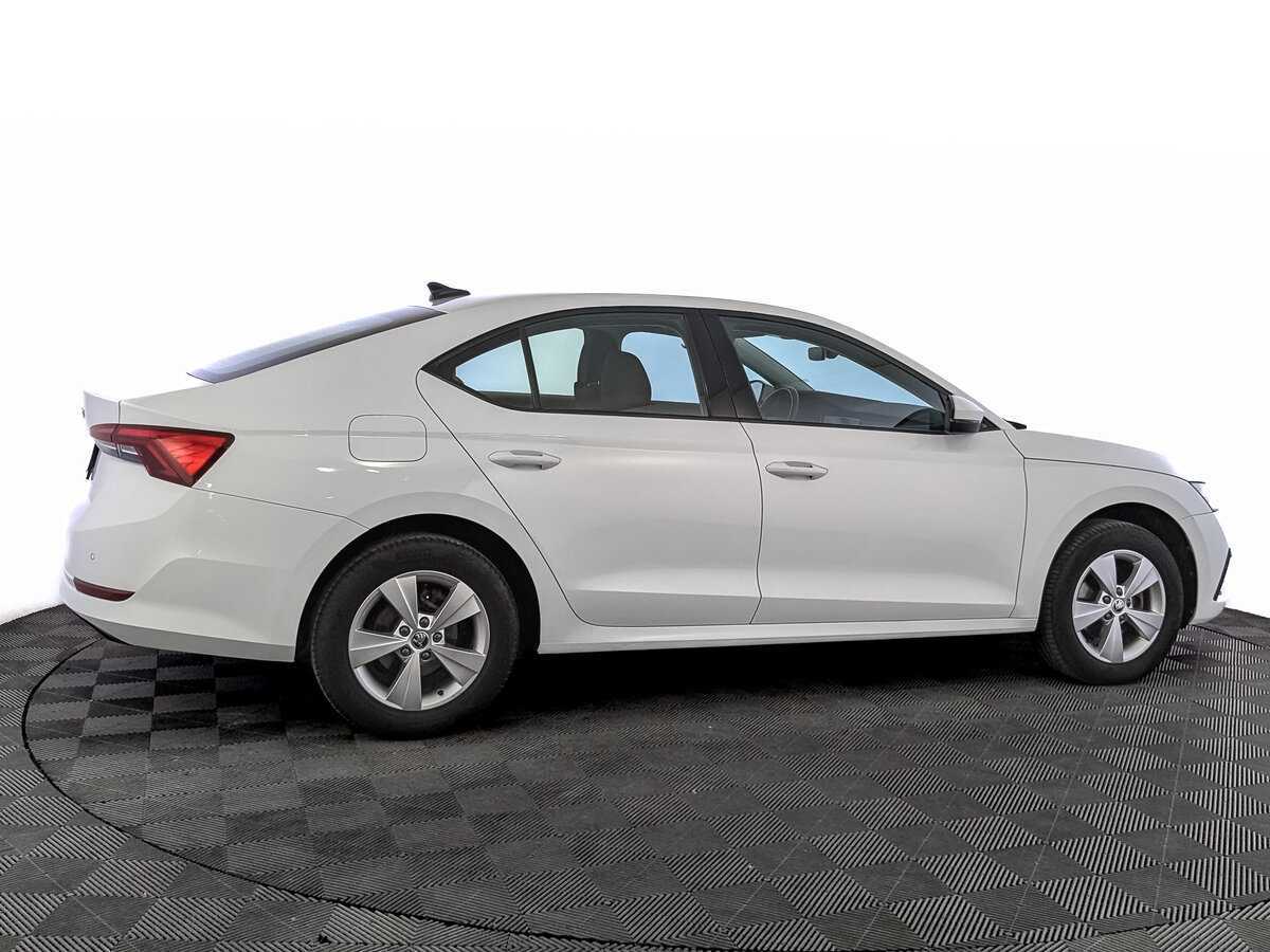 Купить Skoda Octavia с пробегом. Фото: #3