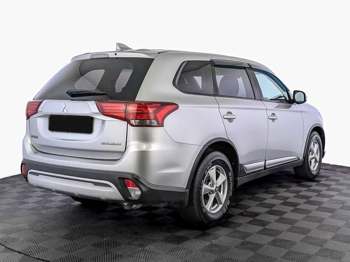 Купить Mitsubishi Outlander с пробегом. Фото: #4