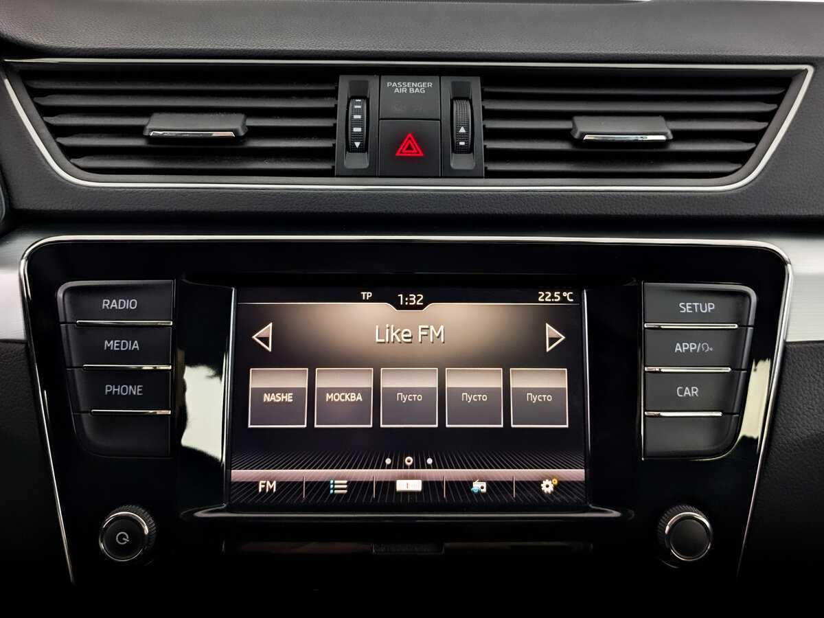 Купить Skoda Superb с пробегом. Фото: #14