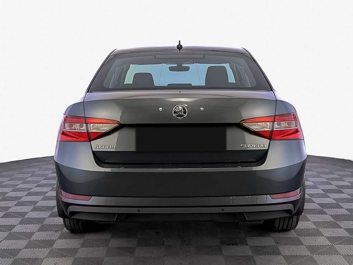 Купить Skoda Superb с пробегом. Фото: #5