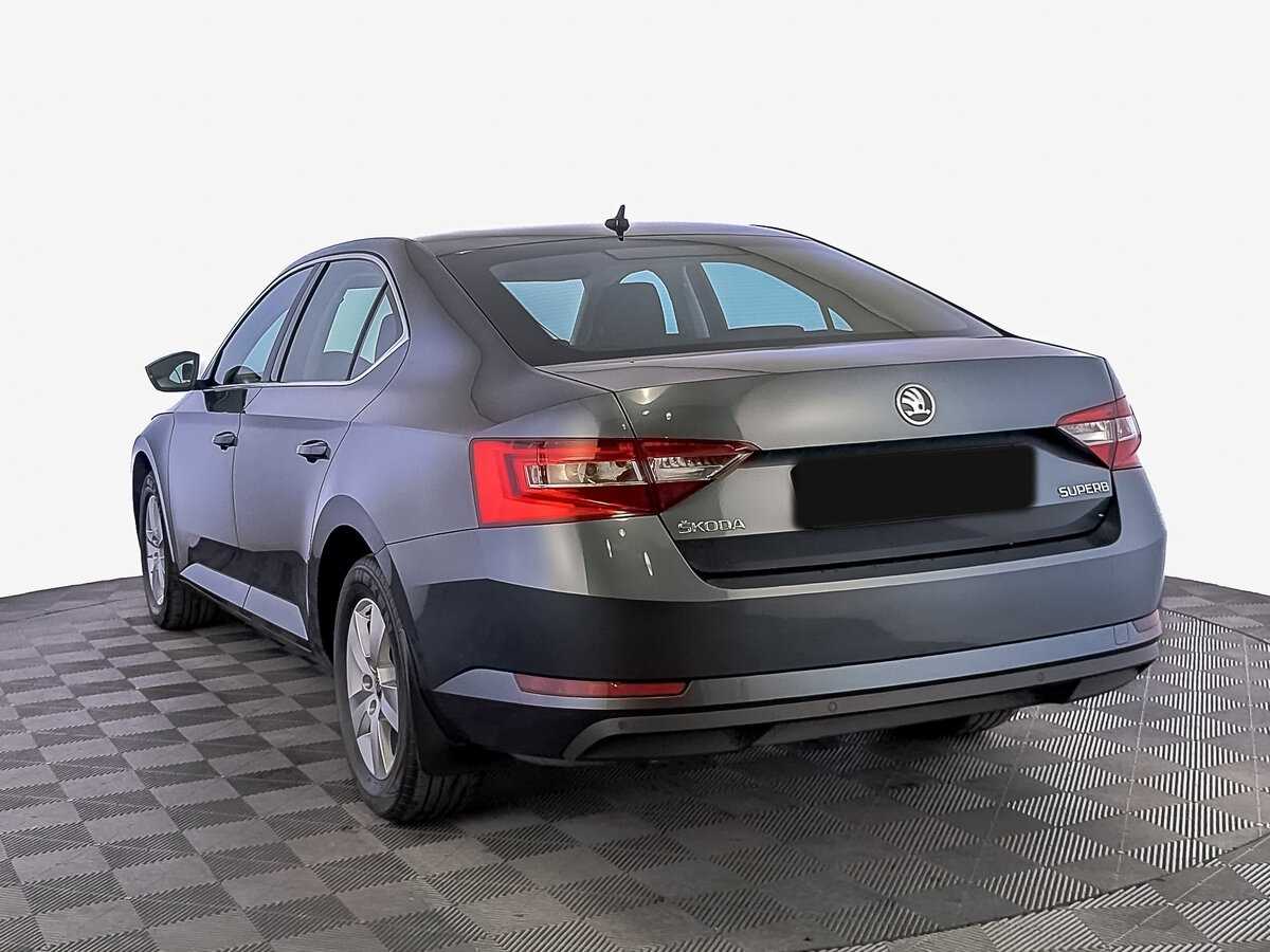 Купить Skoda Superb с пробегом. Фото: #6