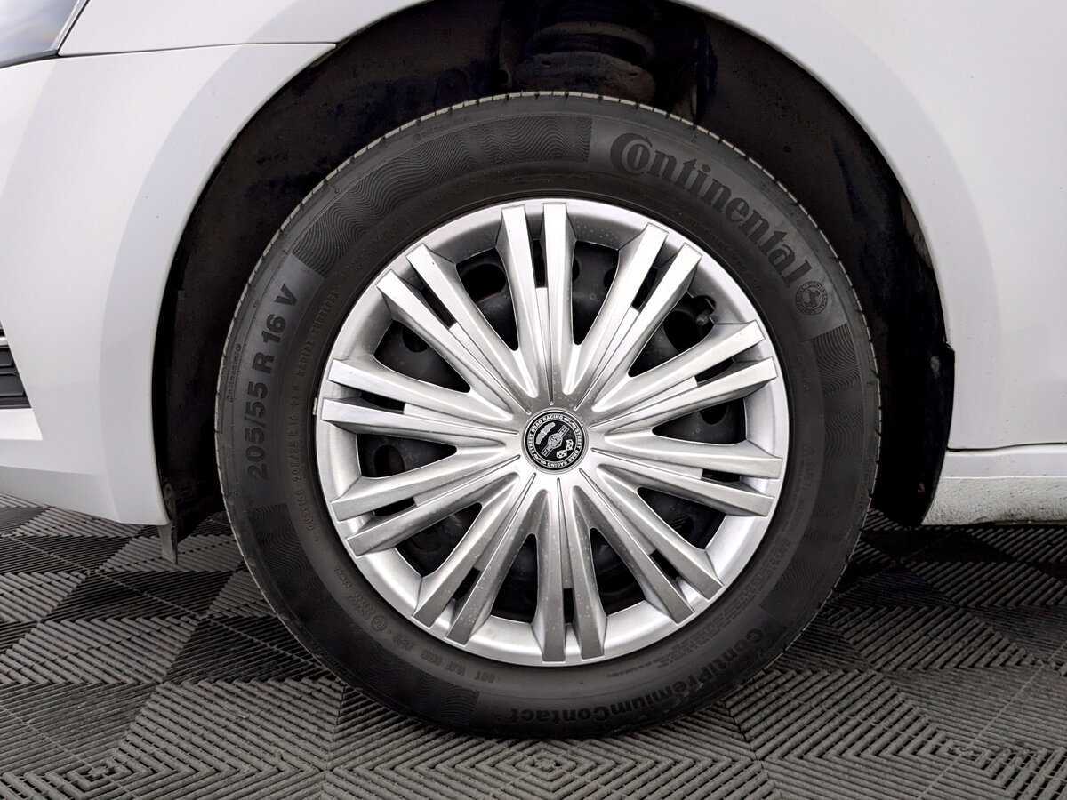 Купить Skoda Octavia с пробегом. Фото: #17