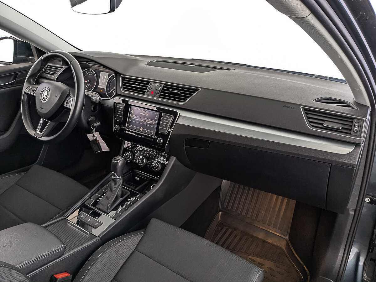 Купить Skoda Superb с пробегом. Фото: #12