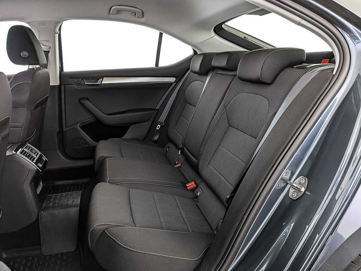 Купить Skoda Superb с пробегом. Фото: #16