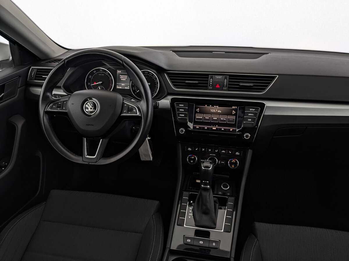 Купить Skoda Superb с пробегом. Фото: #24
