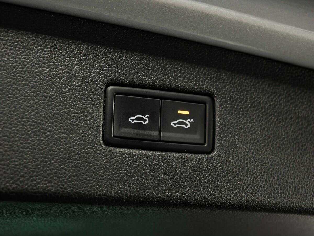 Купить Volkswagen Tiguan с пробегом. Фото: #25