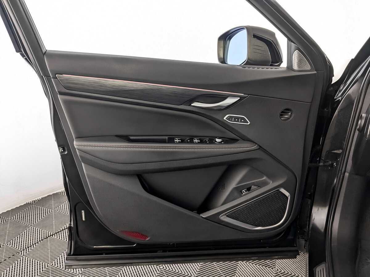 Купить Geely Tugella с пробегом. Фото: #16