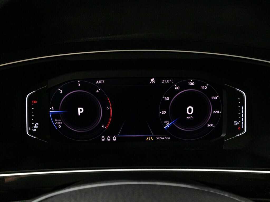 Купить Volkswagen Tiguan с пробегом. Фото: #11