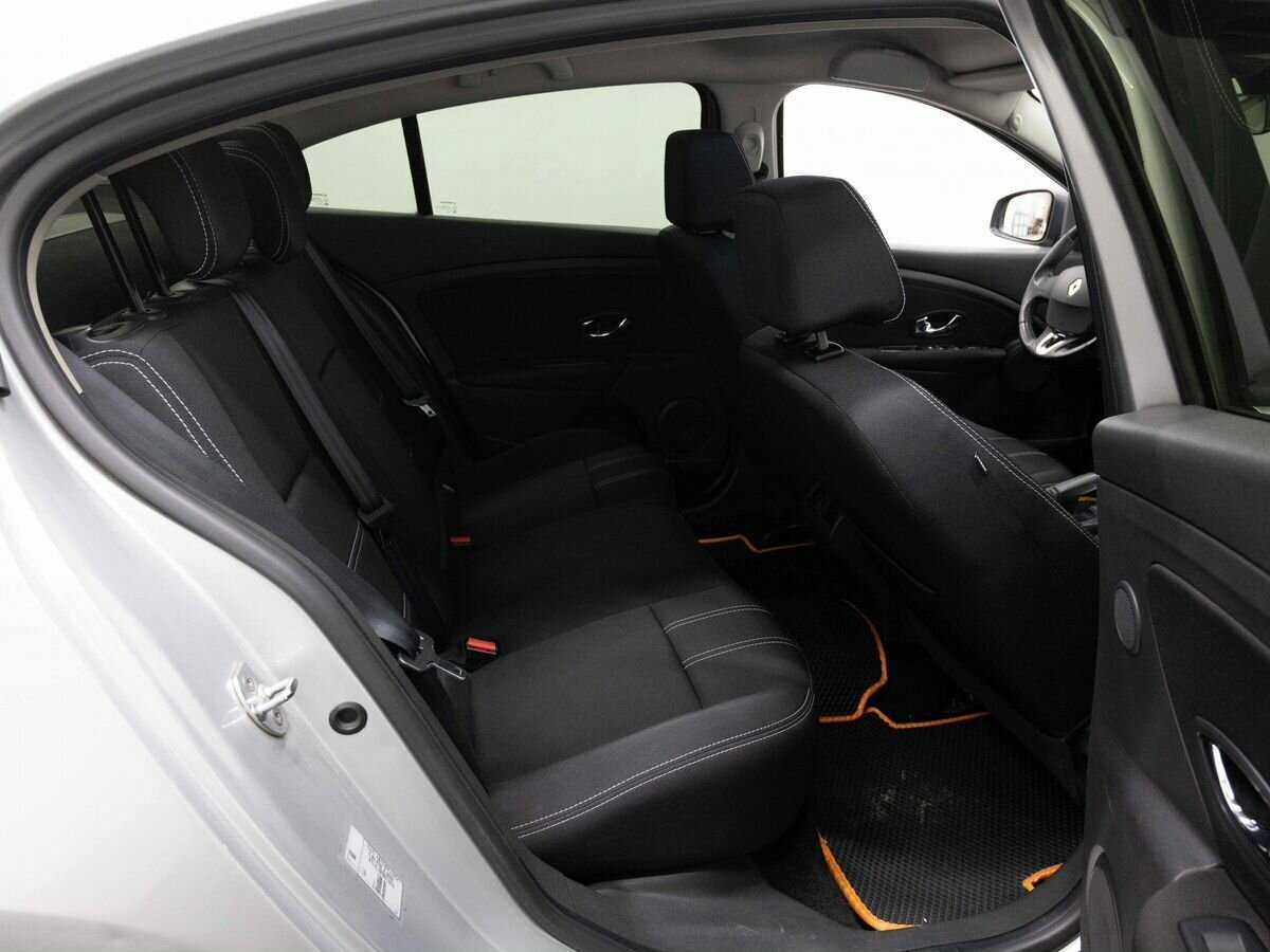 Купить Renault Fluence с пробегом. Фото: #10
