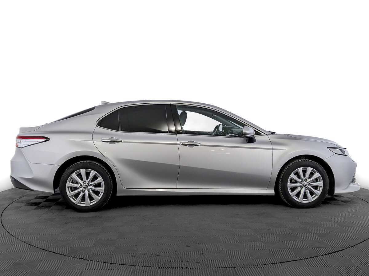 Купить Toyota Camry с пробегом. Фото: #3