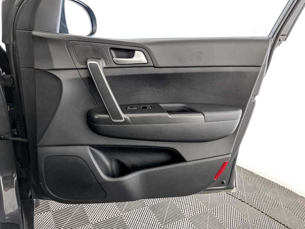Купить Kia Sportage с пробегом. Фото: #21