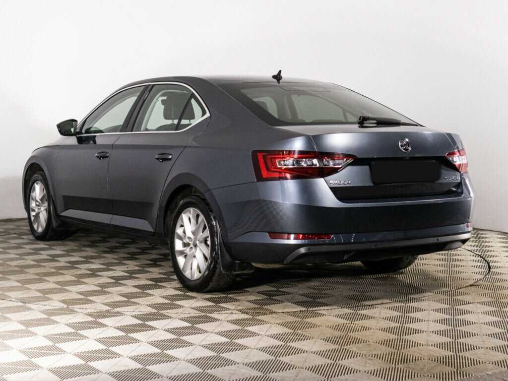 Купить Skoda Superb с пробегом. Фото: #6