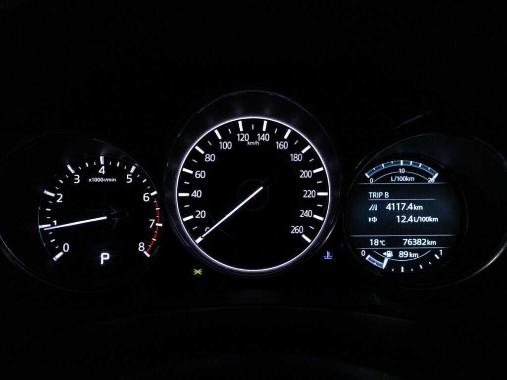 Купить Mazda 6 с пробегом. Фото: #11