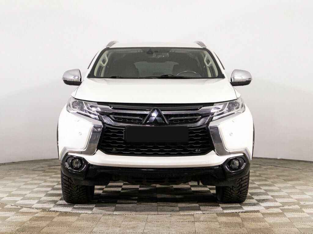 Купить Mitsubishi Pajero Sport с пробегом. Фото: #1