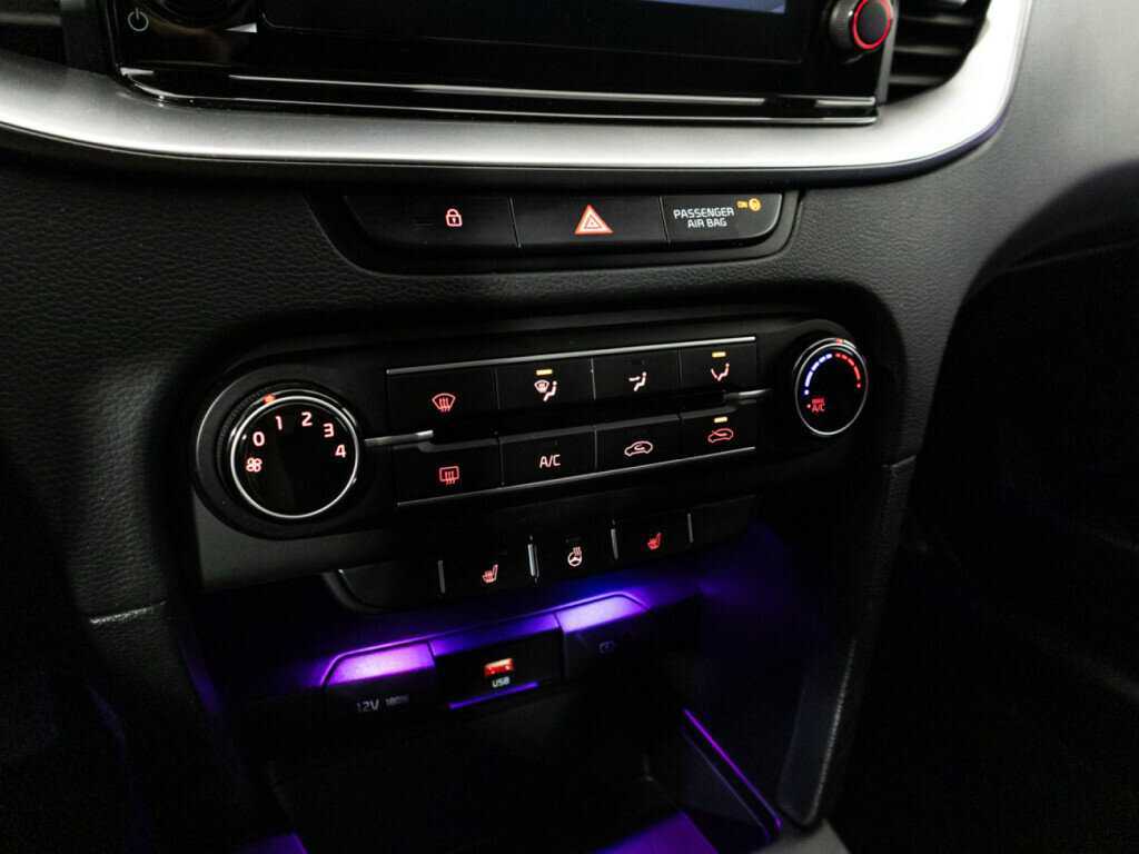 Купить Kia Ceed с пробегом. Фото: #15