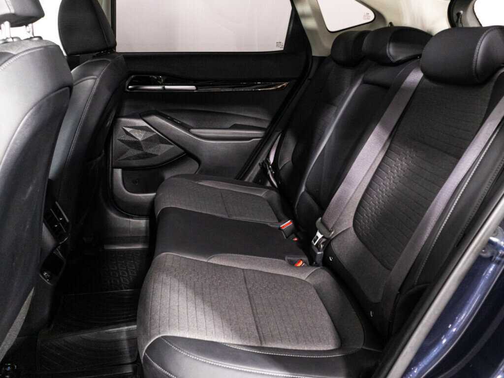 Купить Kia Seltos с пробегом. Фото: #9