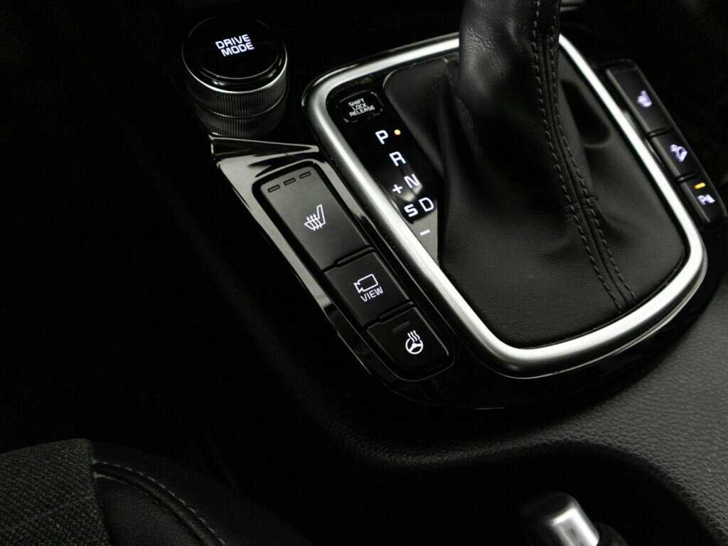 Купить Kia Seltos с пробегом. Фото: #19