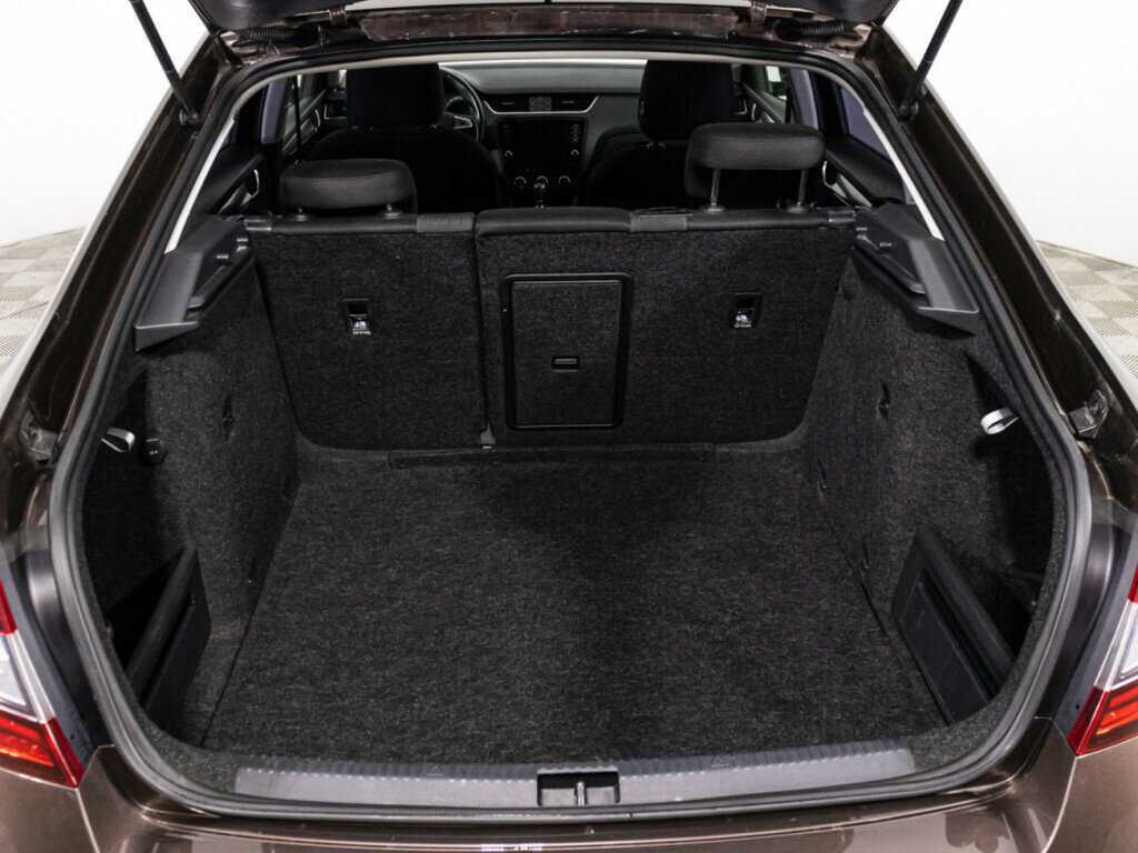 Купить Skoda Octavia с пробегом. Фото: #14