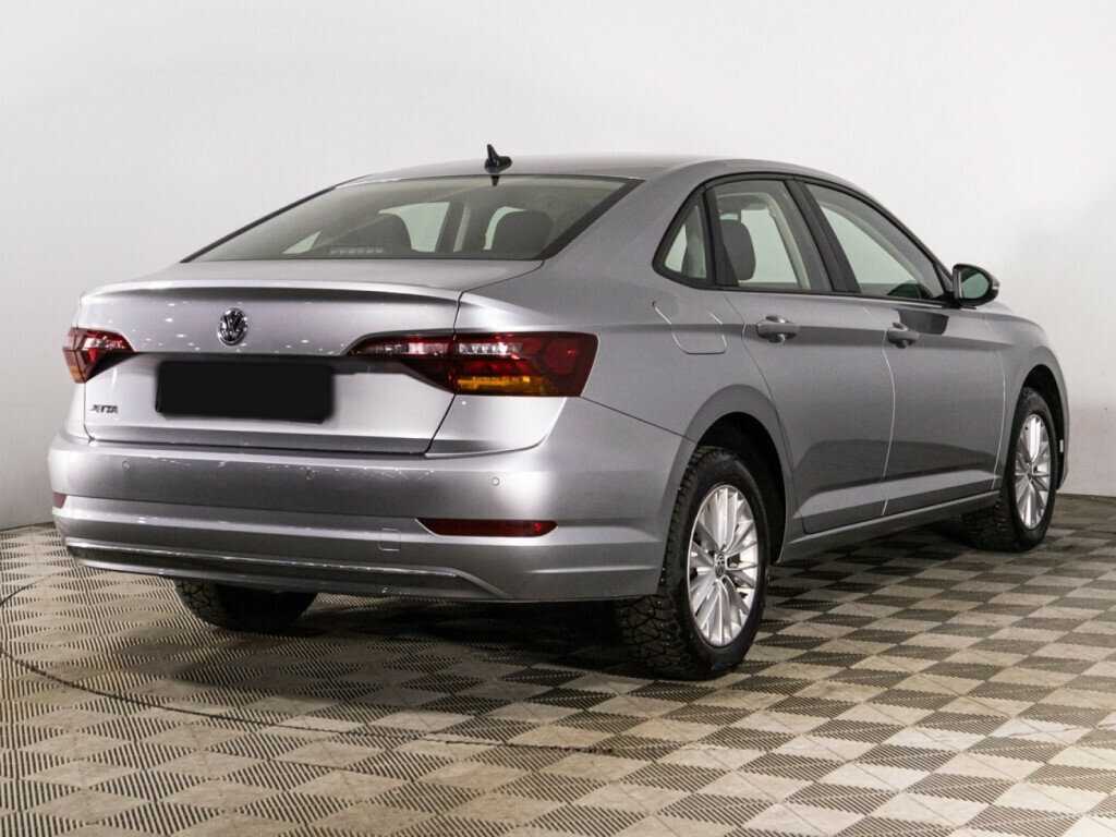 Купить Volkswagen Jetta с пробегом. Фото: #4