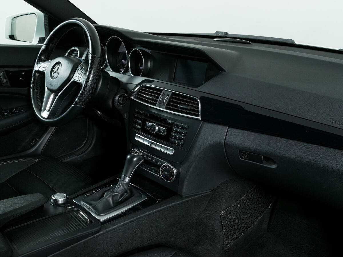 Купить Mercedes-Benz C-Класс с пробегом. Фото: #7