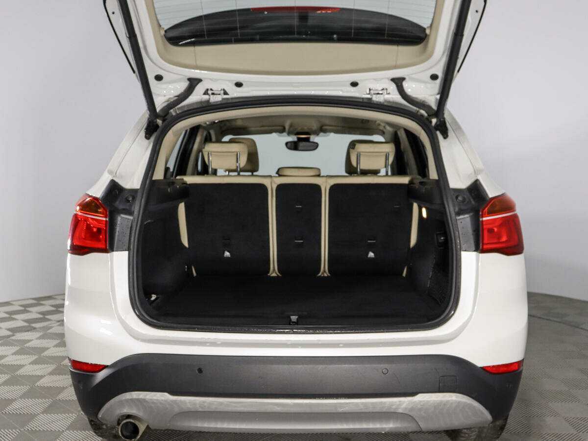 Купить BMW X1 с пробегом. Фото: #16