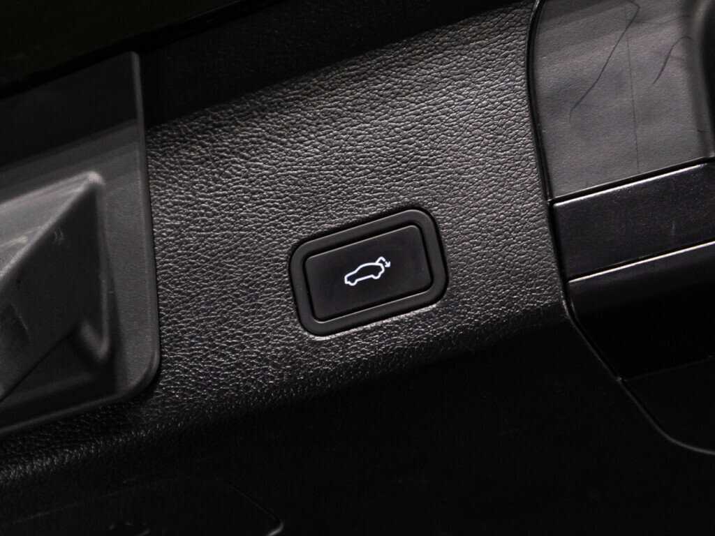 Купить Geely Tugella с пробегом. Фото: #15