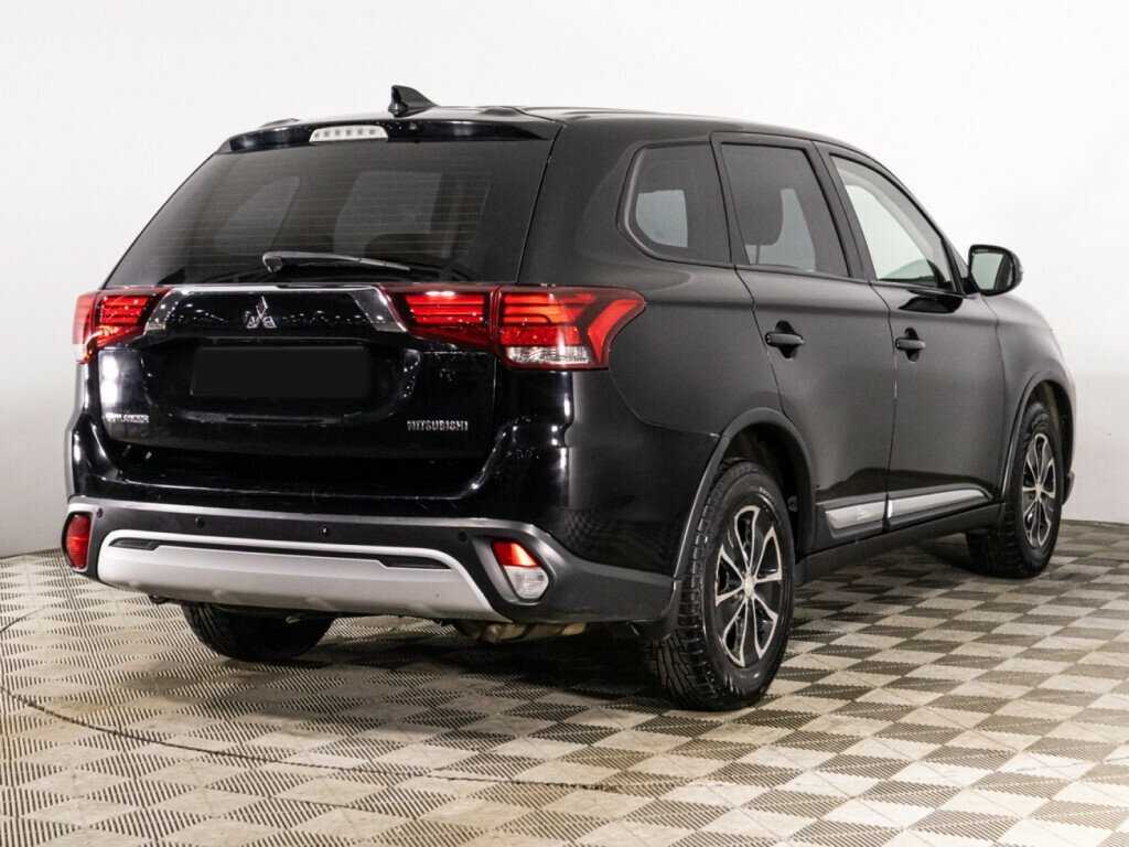 Купить Mitsubishi Outlander с пробегом. Фото: #4