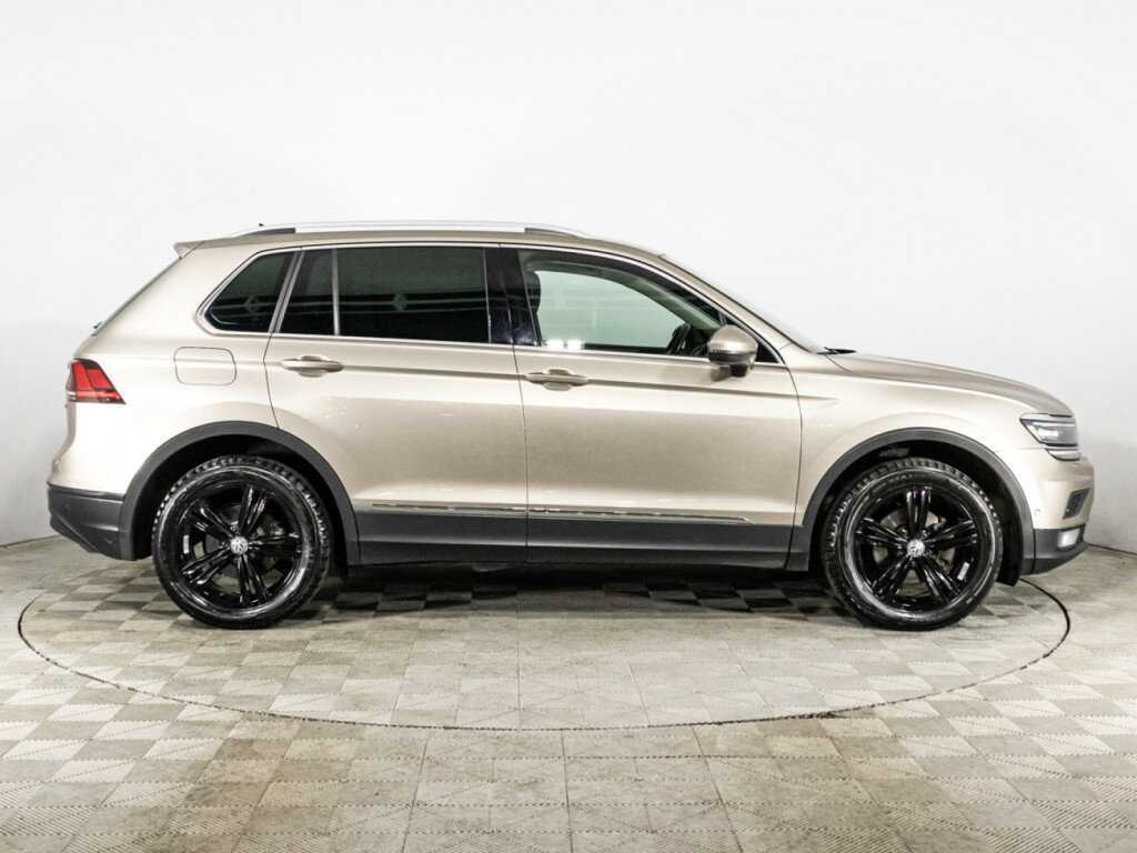 Купить Volkswagen Tiguan с пробегом. Фото: #3