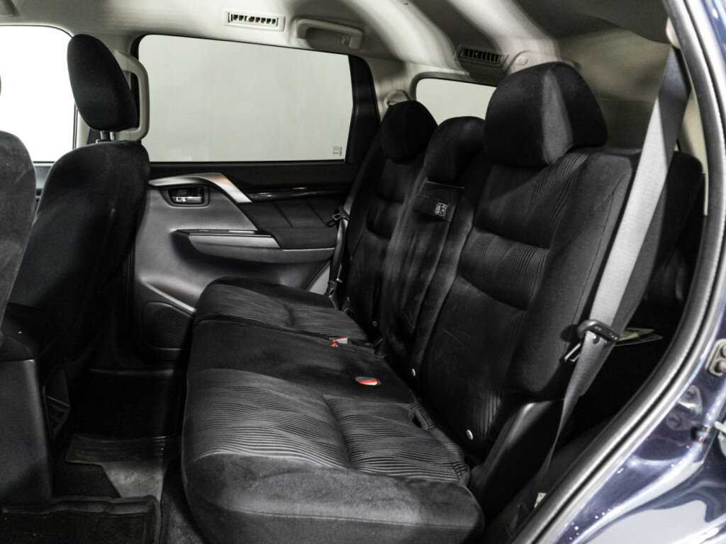Купить Mitsubishi Pajero Sport с пробегом. Фото: #9