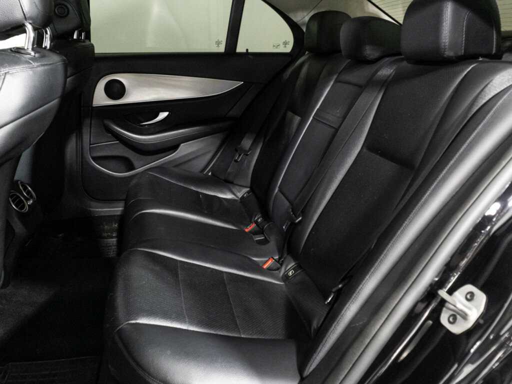 Купить Mercedes-Benz E-Класс с пробегом. Фото: #9