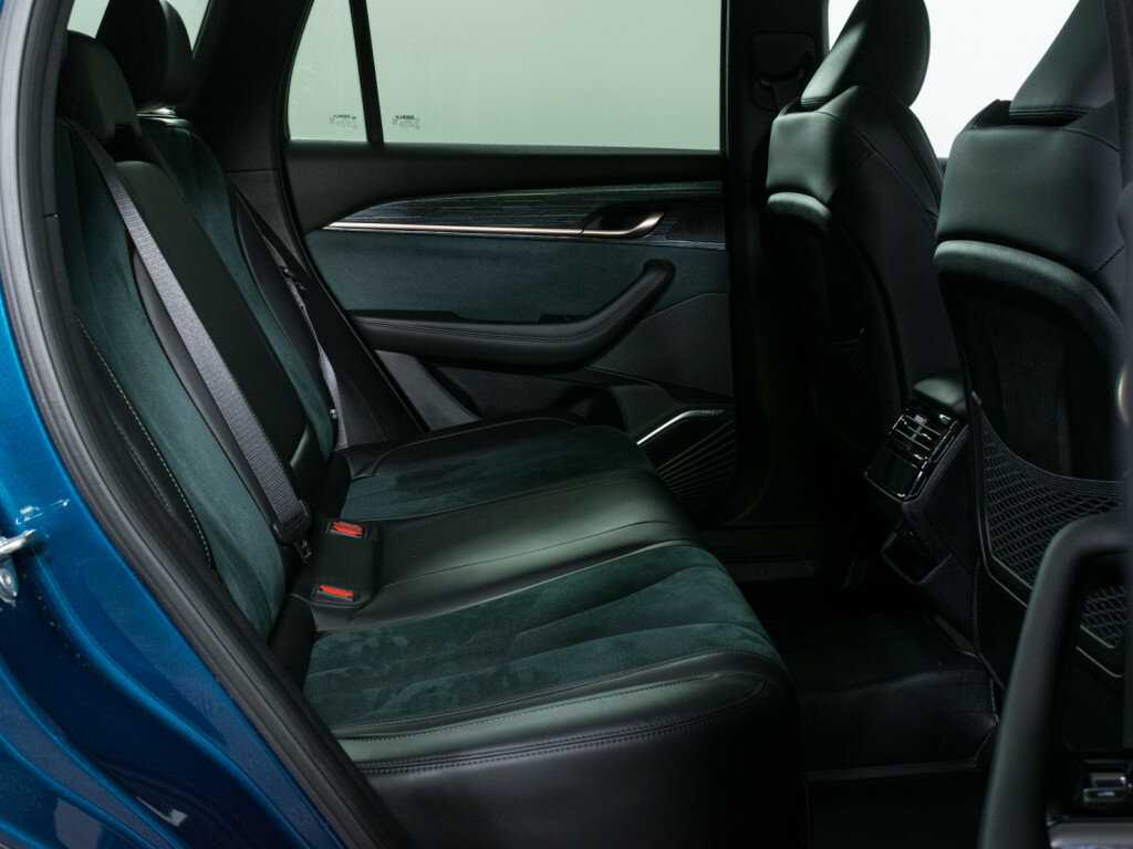 Купить Geely Monjaro с пробегом. Фото: #9