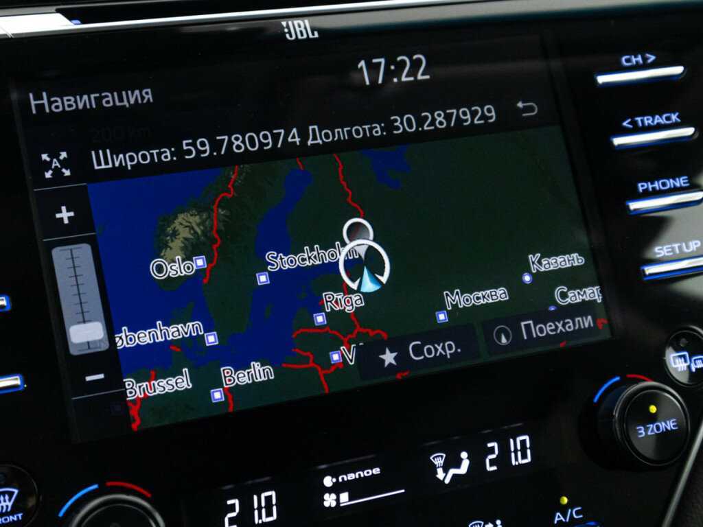 Купить Toyota Camry с пробегом. Фото: #18