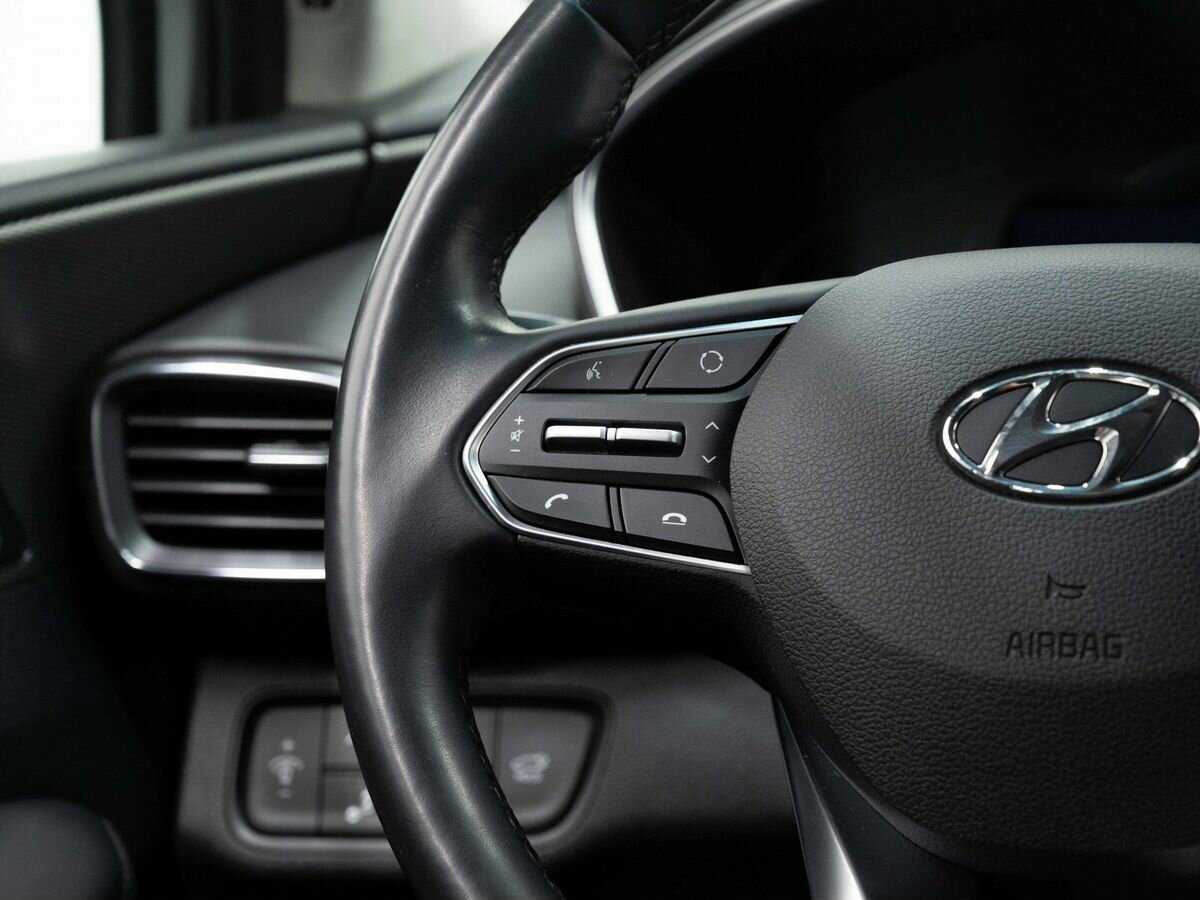 Купить Hyundai Santa Fe с пробегом. Фото: #16