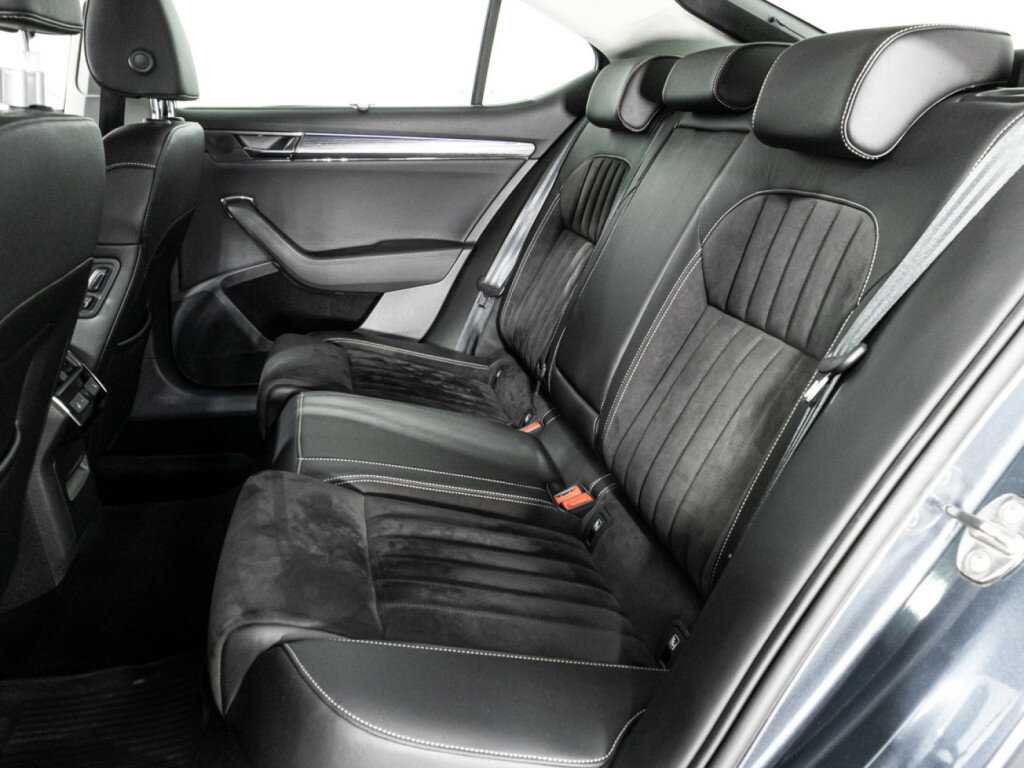 Купить Skoda Superb с пробегом. Фото: #9