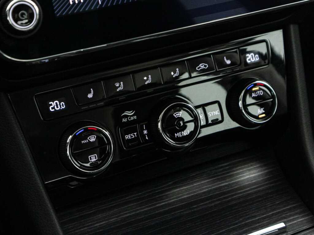 Купить Skoda Superb с пробегом. Фото: #14