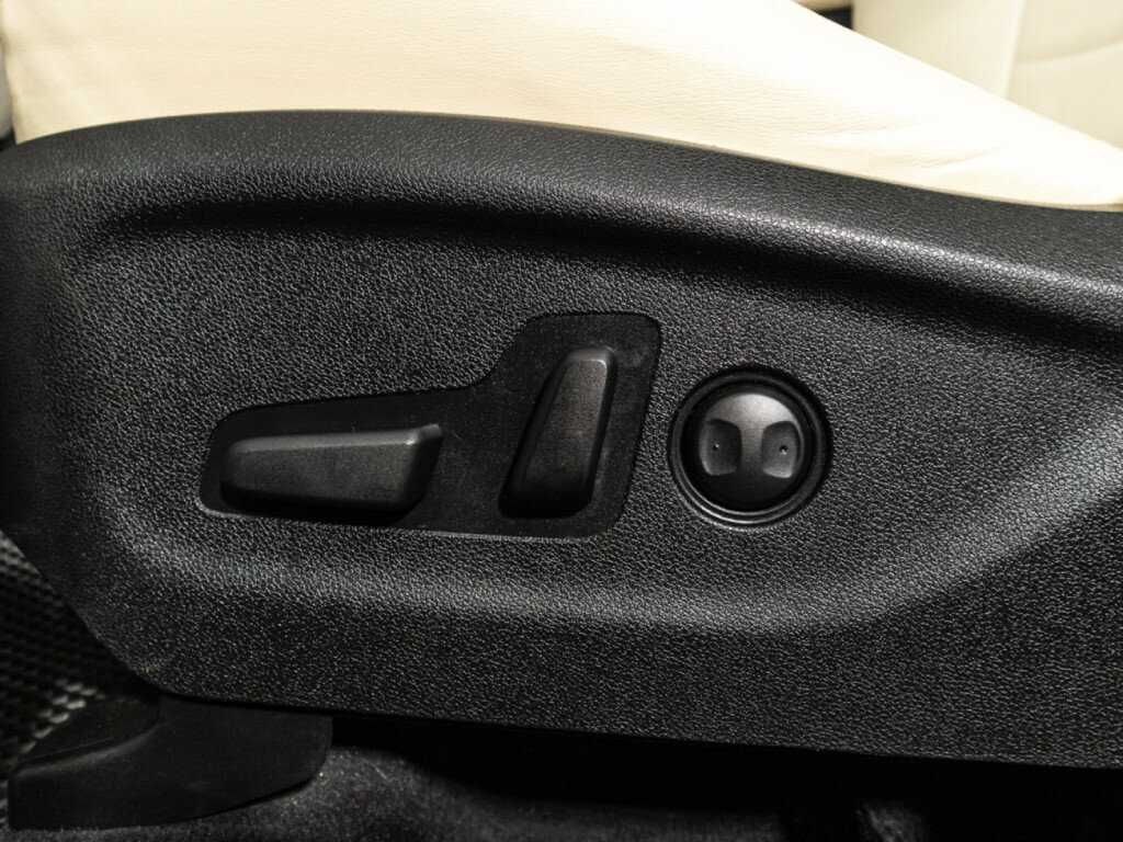 Купить Kia Sorento с пробегом. Фото: #16