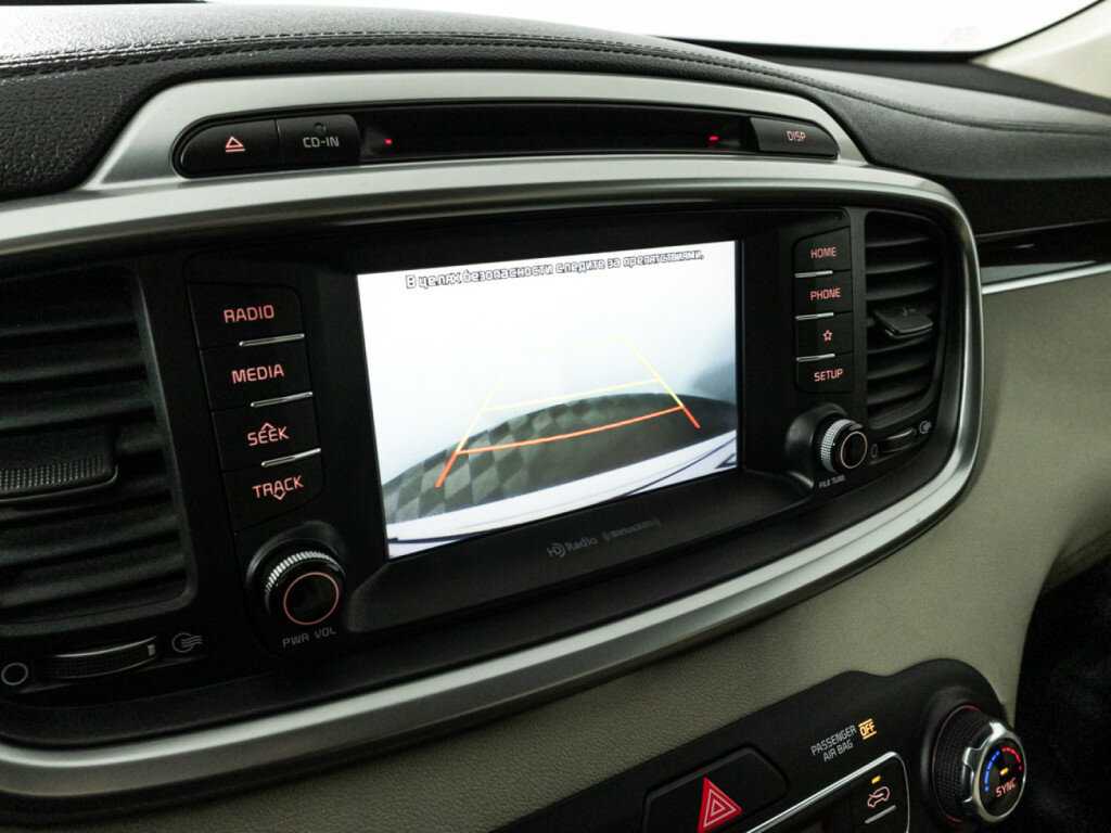 Купить Kia Sorento с пробегом. Фото: #17