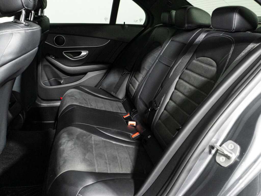 Купить Mercedes-Benz C-Класс с пробегом. Фото: #9