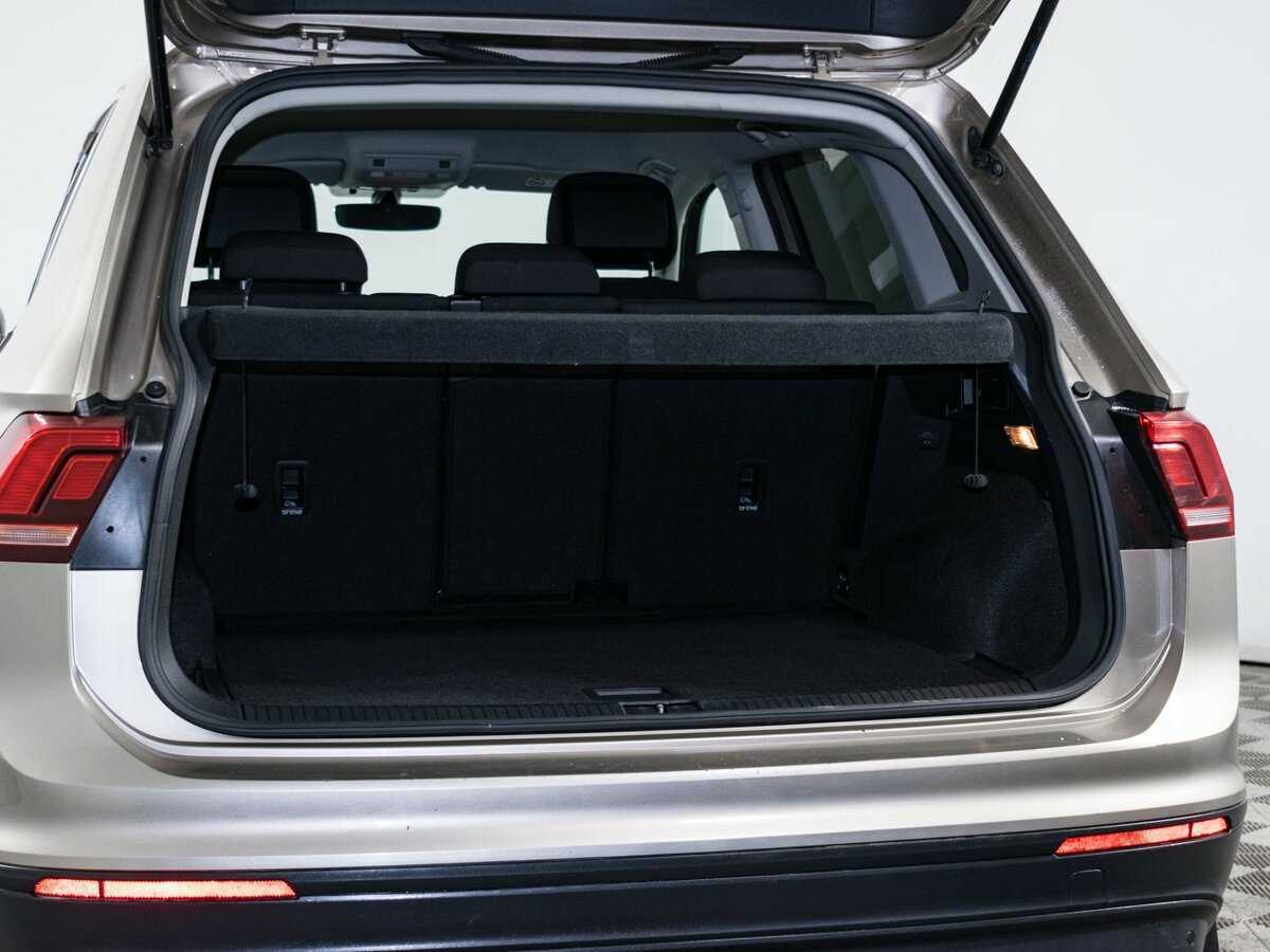 Купить Volkswagen Tiguan с пробегом. Фото: #6