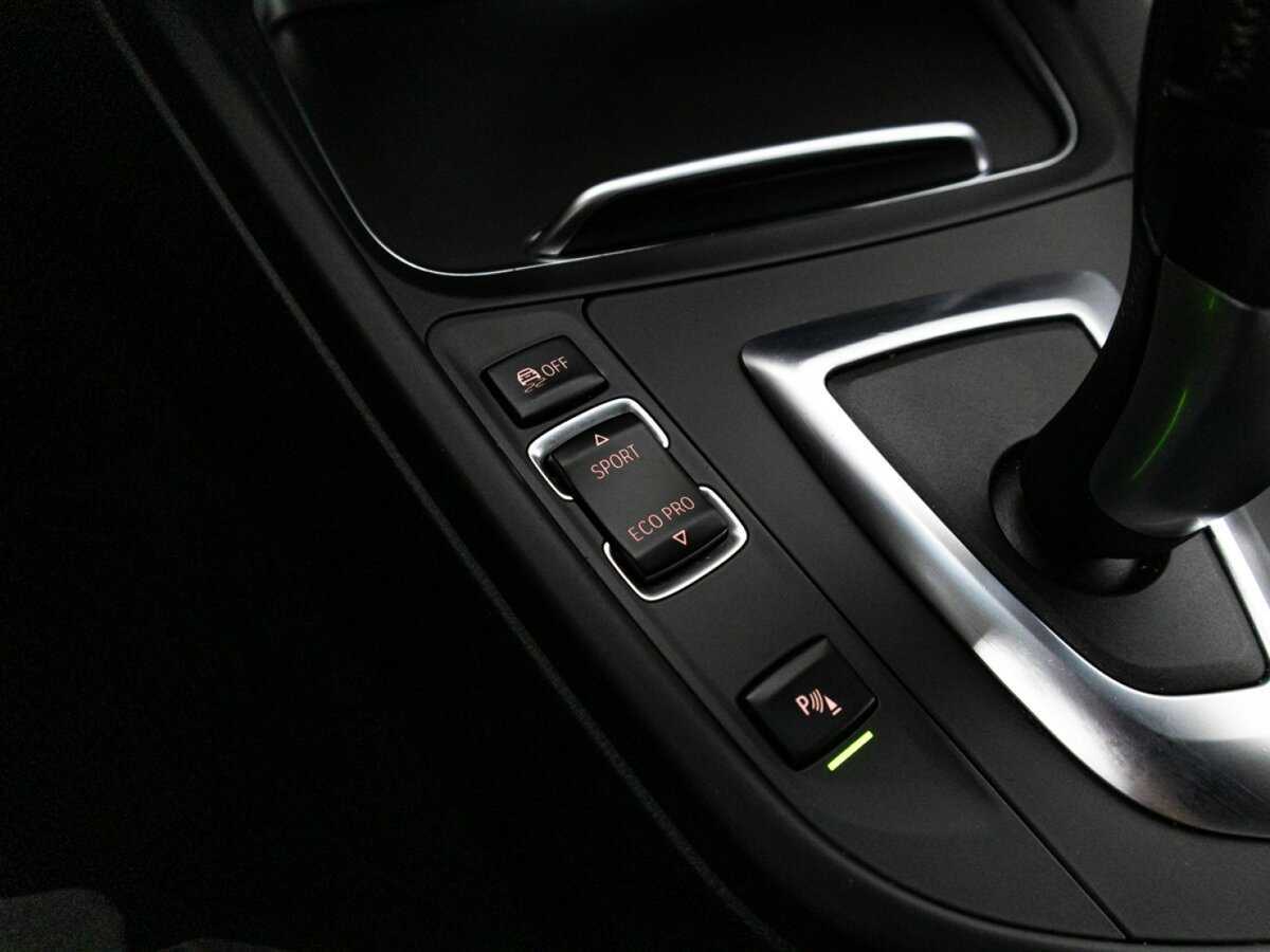 Купить BMW 3 серии с пробегом. Фото: #17