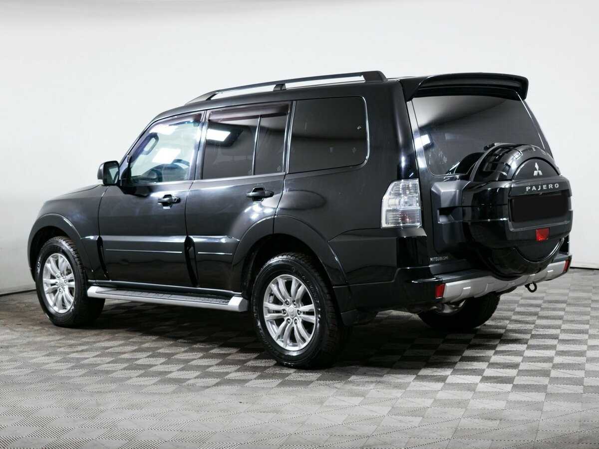 Купить Mitsubishi Pajero с пробегом. Фото: #4