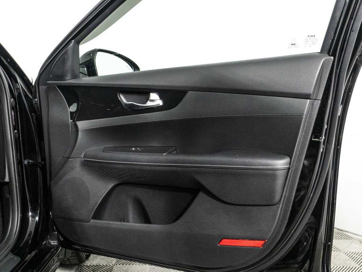 Купить Kia Cerato с пробегом. Фото: #27